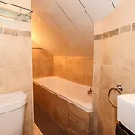 Oldfield House Nyaraló *