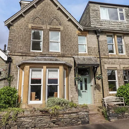 Nyaraló Oldfield House *