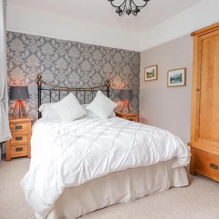 Oldfield House *