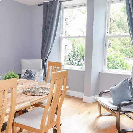 Oldfield House * Windermere